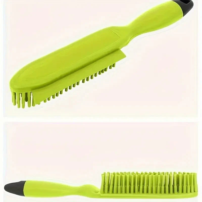 Rubber Grooming Brush | Suitable for dog bathing, massage, and efficient cleaning.